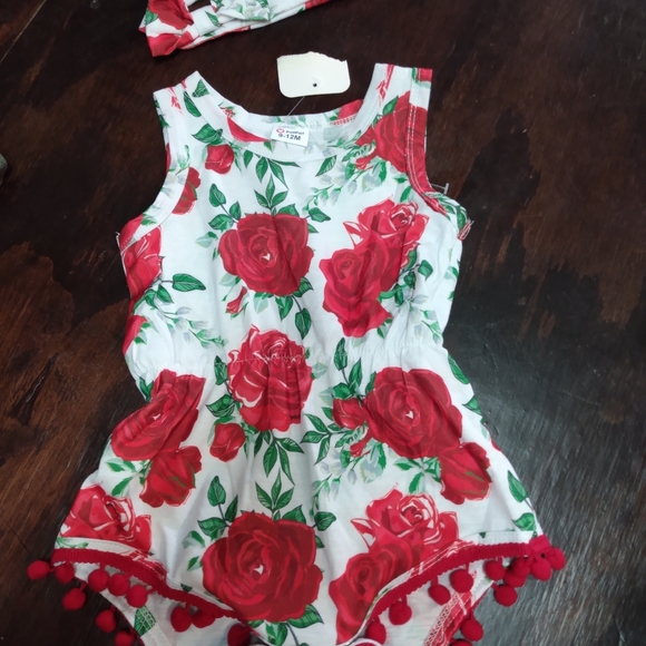 Toddler clothes and shark crocs - Picture 5 of 13